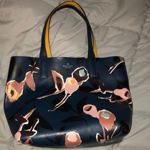 Kate Spade Dawn Paper Rose Reversible tote! 💕